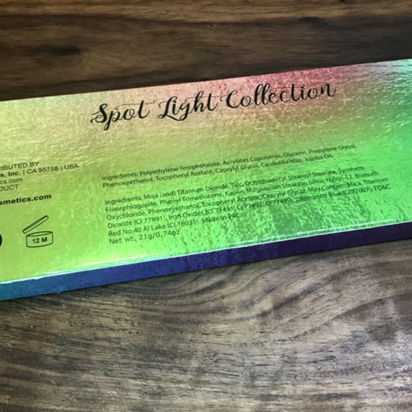 Pinky rose “bright lights” eyeshadow pallet, bnib - Picture 5 of 14